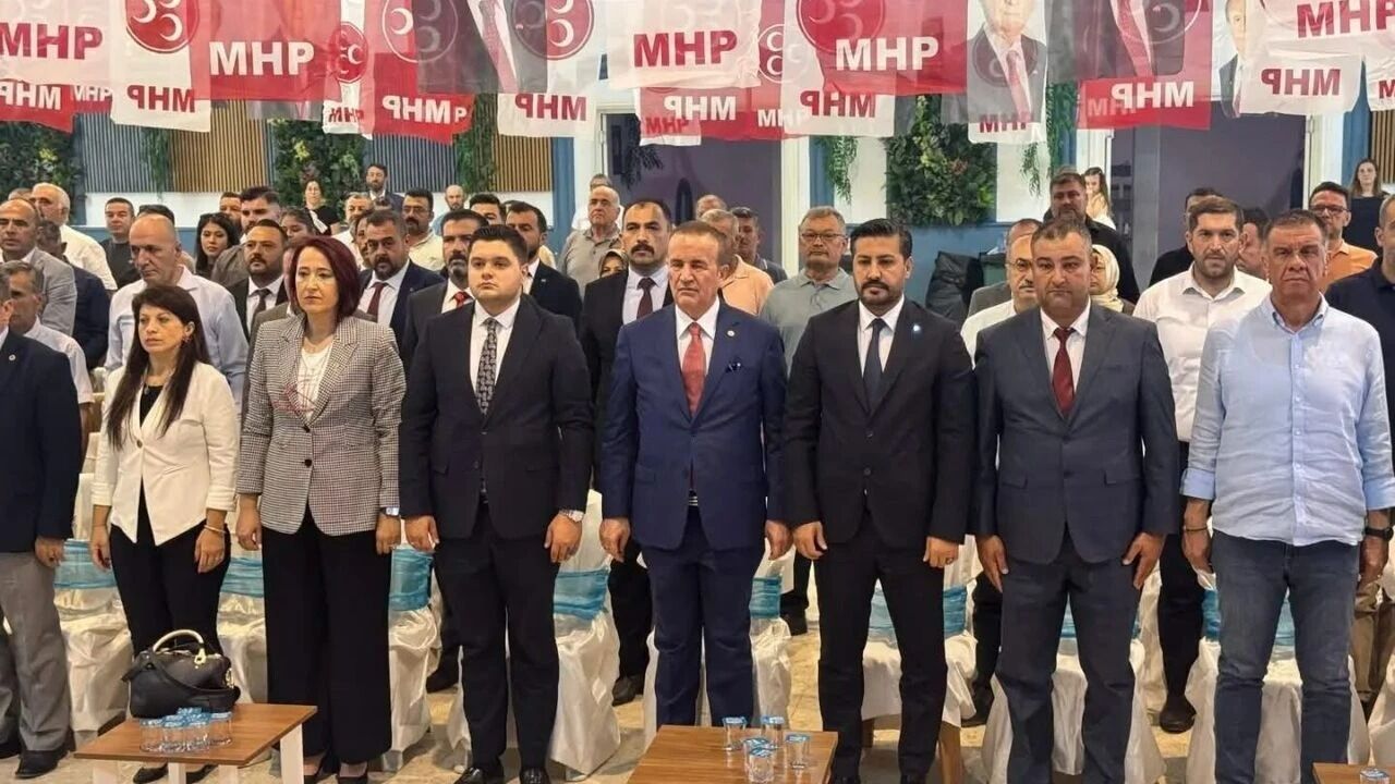 MHP Aydın'da ilçe kongrelerini tamamlıyor 13 ilçede seçim yapıldı 5 kongre kaldı