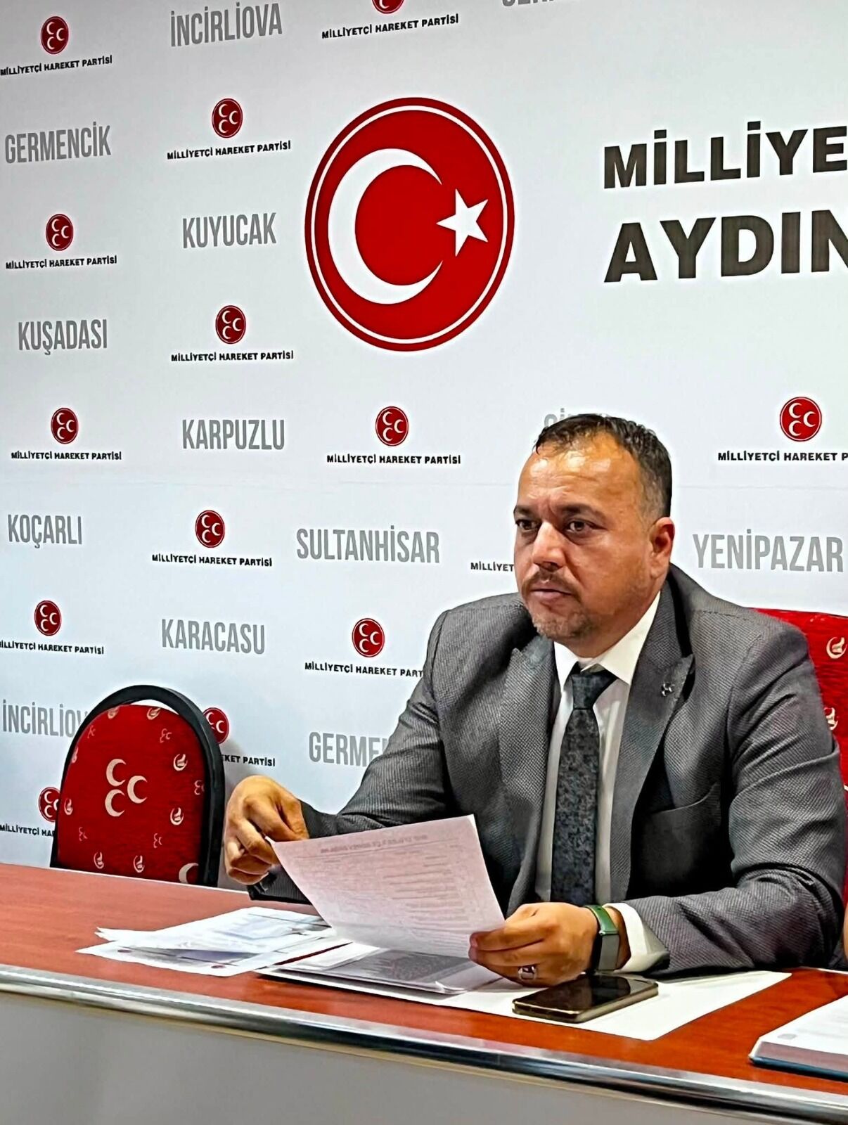 MHP Efeler İlçe Başkanı Gümüş ilk toplantısını gerçekleştirdi