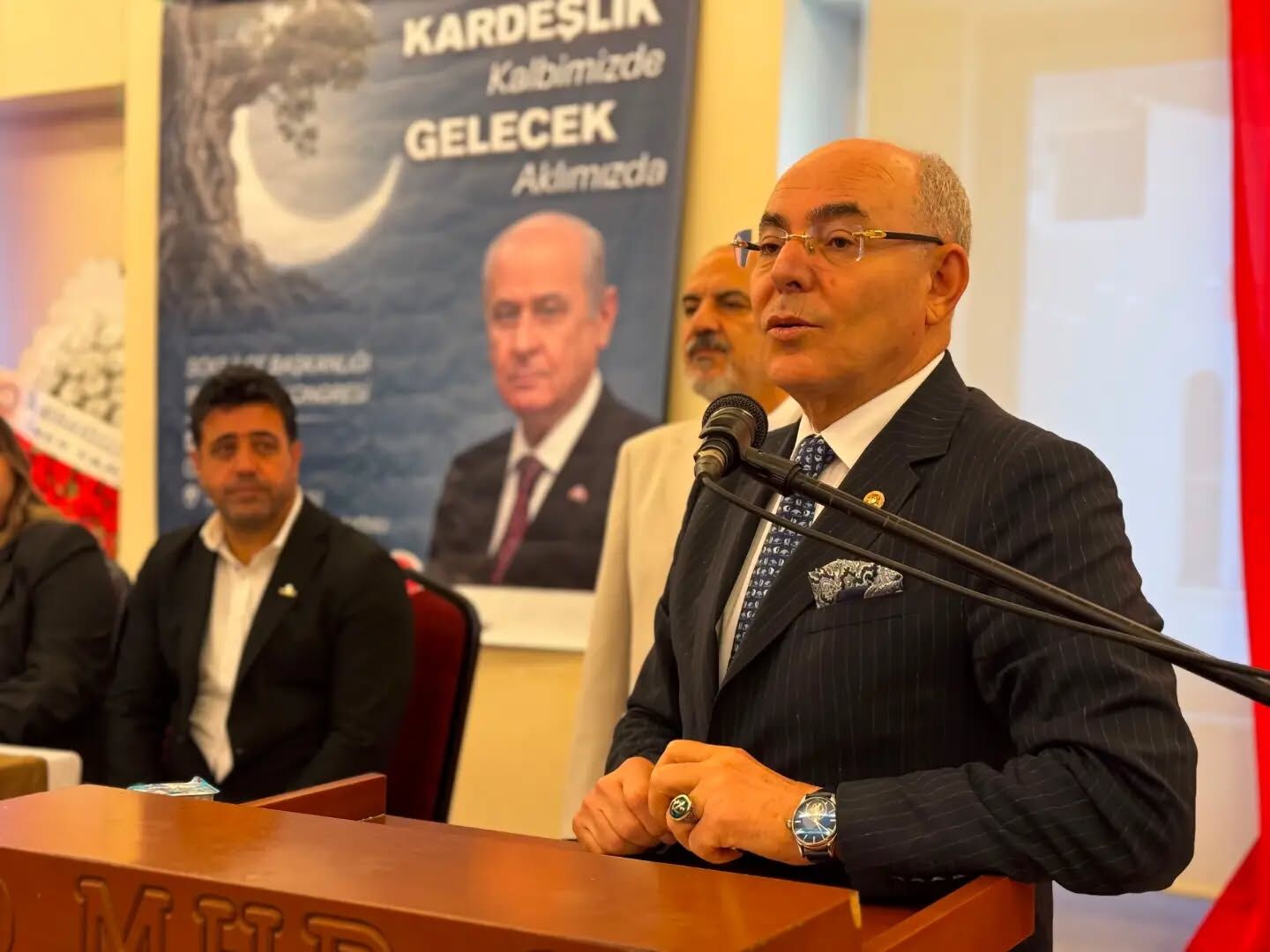 MHP'li Karakaya'dan Aydın’daki kongrelere tam not