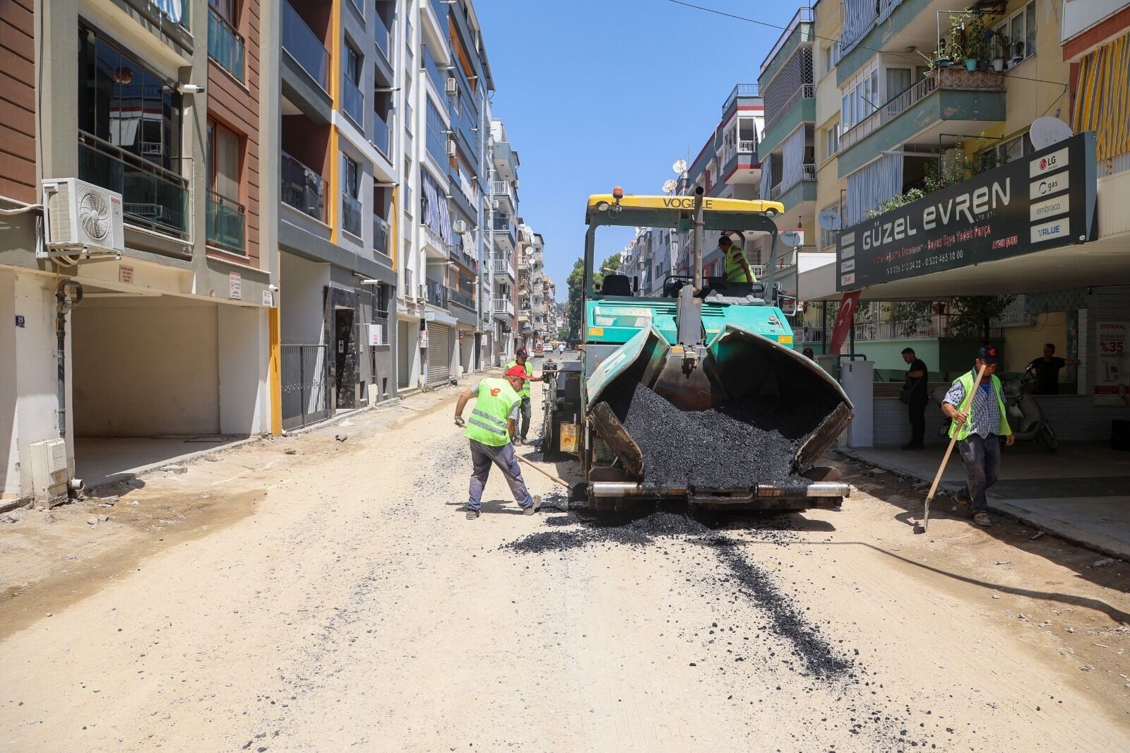 Muhtar Benliden Baskan Yetiskine Tesekkur 681868 69D76C