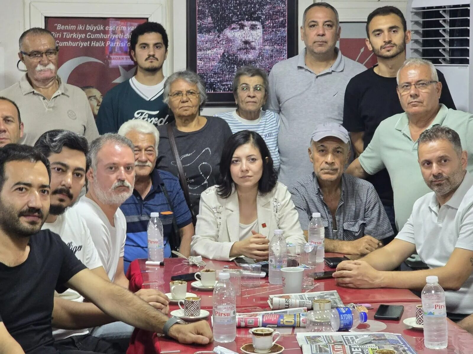 Myk Kararı Sonrası Chp Nazilli’de Hareketlilik Ökmen Ve Yönetimi Ilçe Başkanlığında Nöbete Başladı (2)