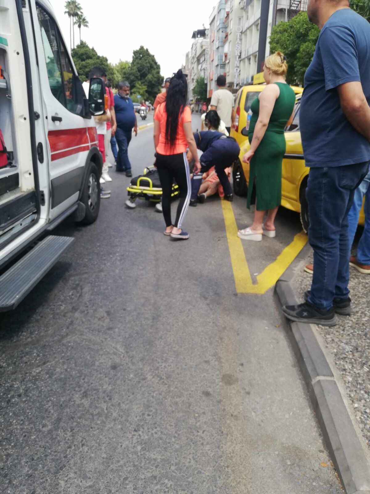 Nazilli’de Ehliyetsiz Motosiklet Sürücüsü Kaza Yaptı 3 Kişi Yaralandı!