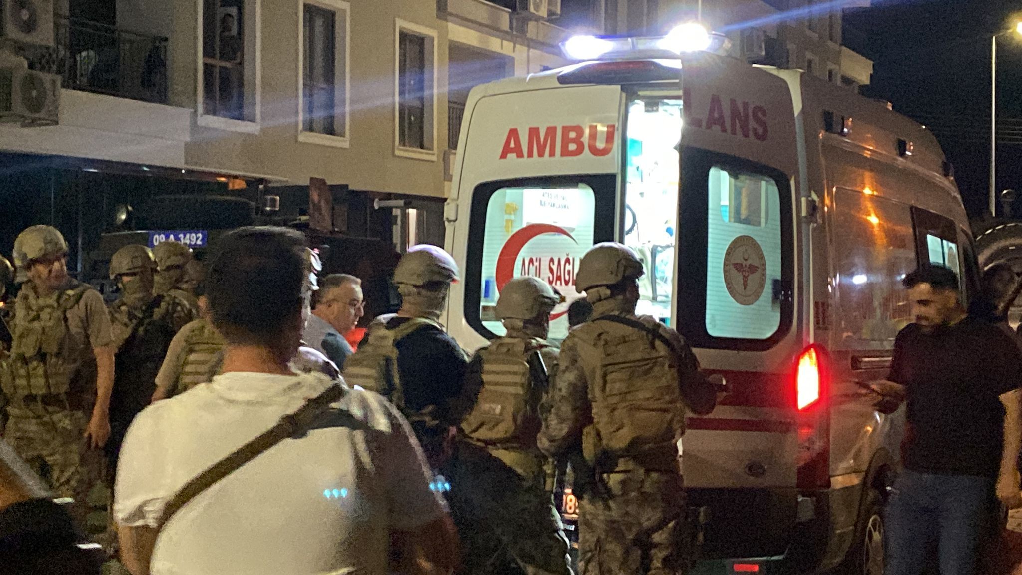 Nazilli’de Silahlı Gerginlik Özel Harekat Devreye Girdi (1)