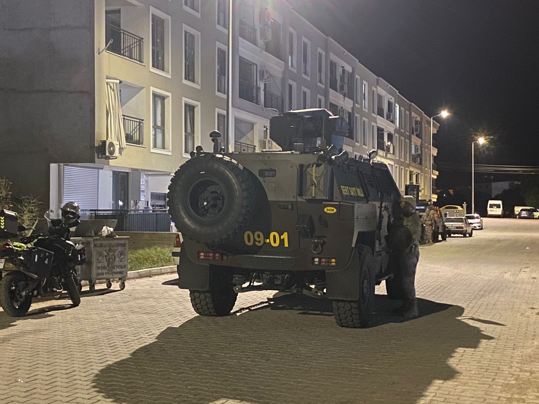 Nazilli’de Silahlı Gerginlik Özel Harekat Devreye Girdi (2)