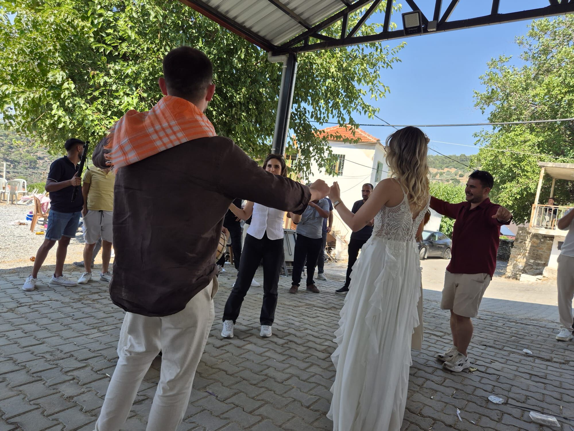 Söke’de dikkat çeken düğün