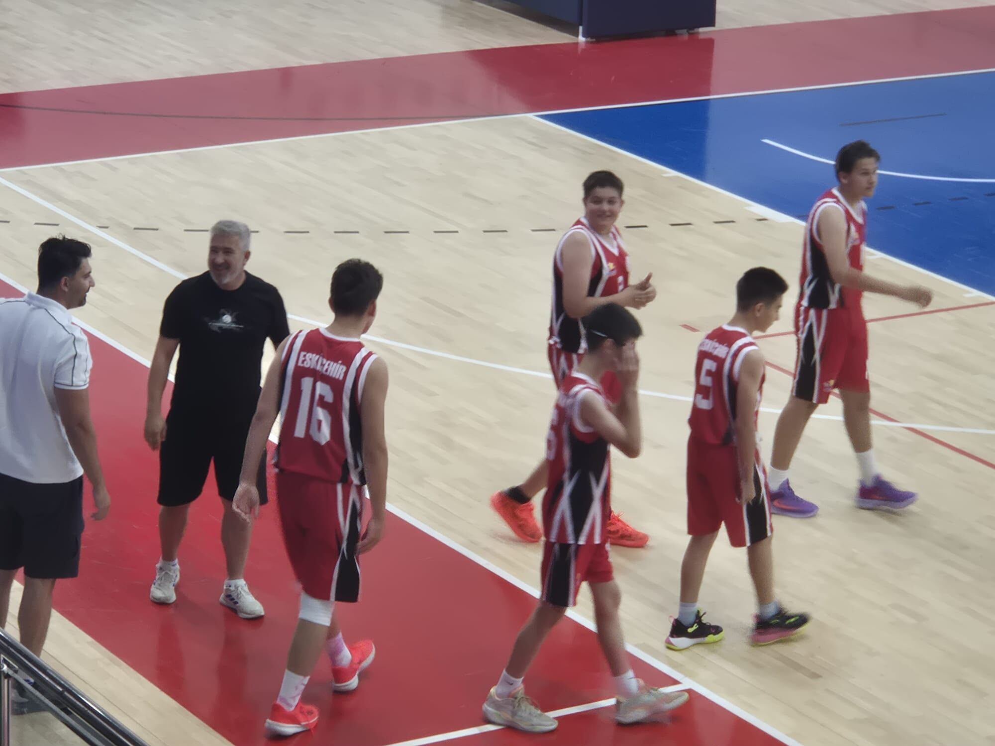 Söke’de Eskişehir Rüzgarı Esti 56 Sayı Farkla Basketbol Resitali (2)