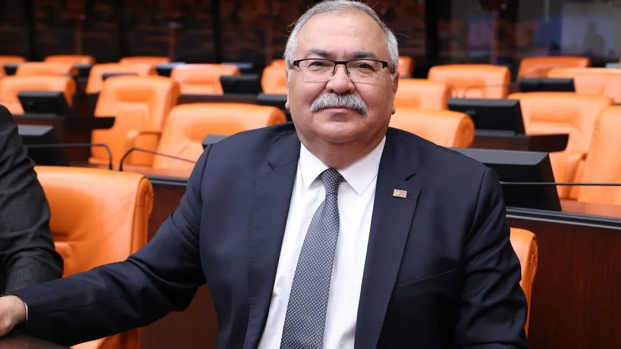 Süha Bayırlı Çerçioğlu’nun CHP’den neden ayrıldığını açıkladı