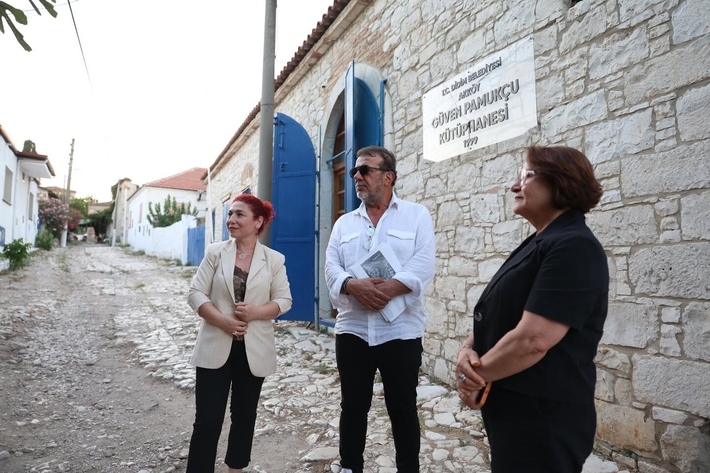 Ünlü Yönetmen Ve Yazar Didim’e Geldi (6)