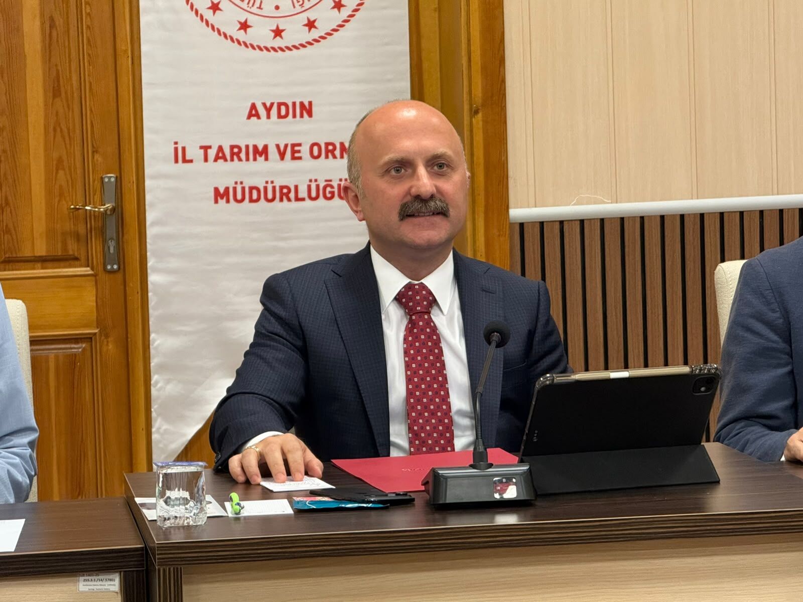 Vali Varol liderliğinde incir zirvesi: "Altın değerindeki bu ürünü daha ileri taşıyacağız"