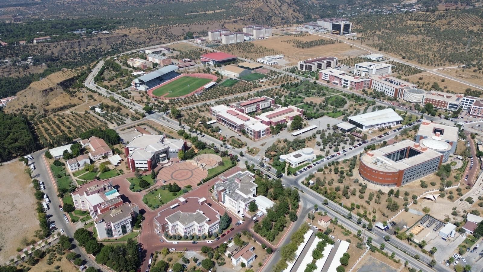 ADÜ’de kayıt yaptıramayan adaylar dikkat! Son tarih belli oldu