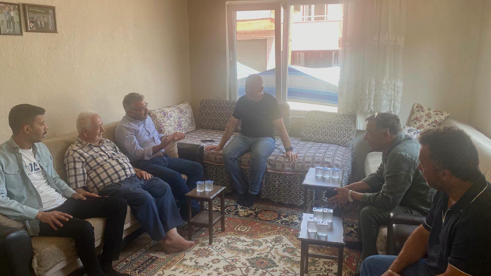 AK Parti’li Özmen’den Aydın’da iki acılı aileye taziye ziyareti