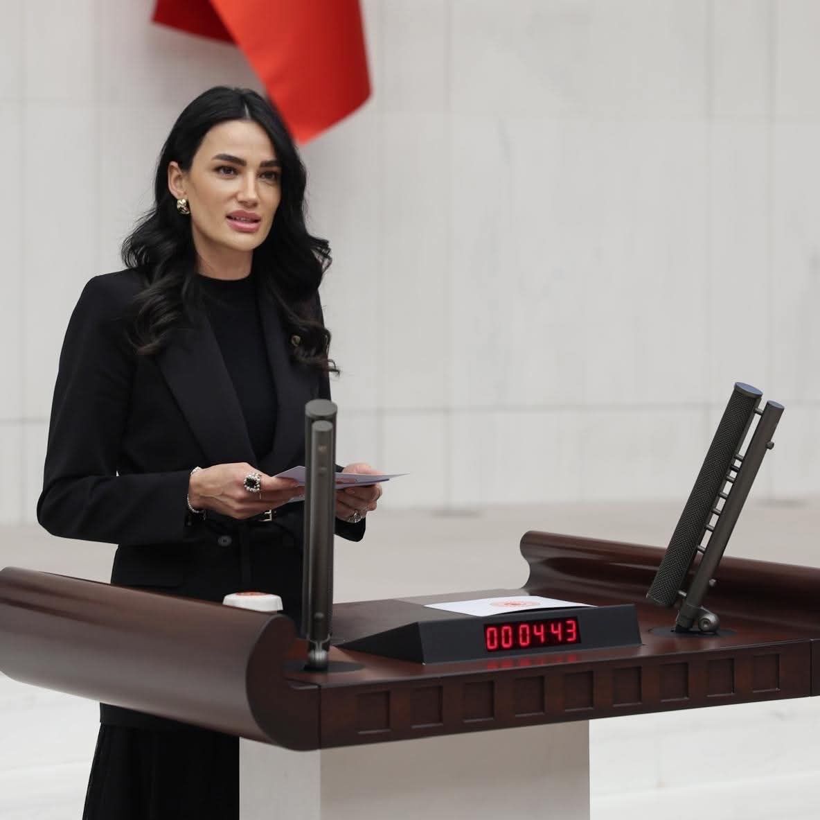 AK Partili Sarıbaş: "Aydın'da 13 bini aşkın yatakla gençleri karşılamaya hazırız"
