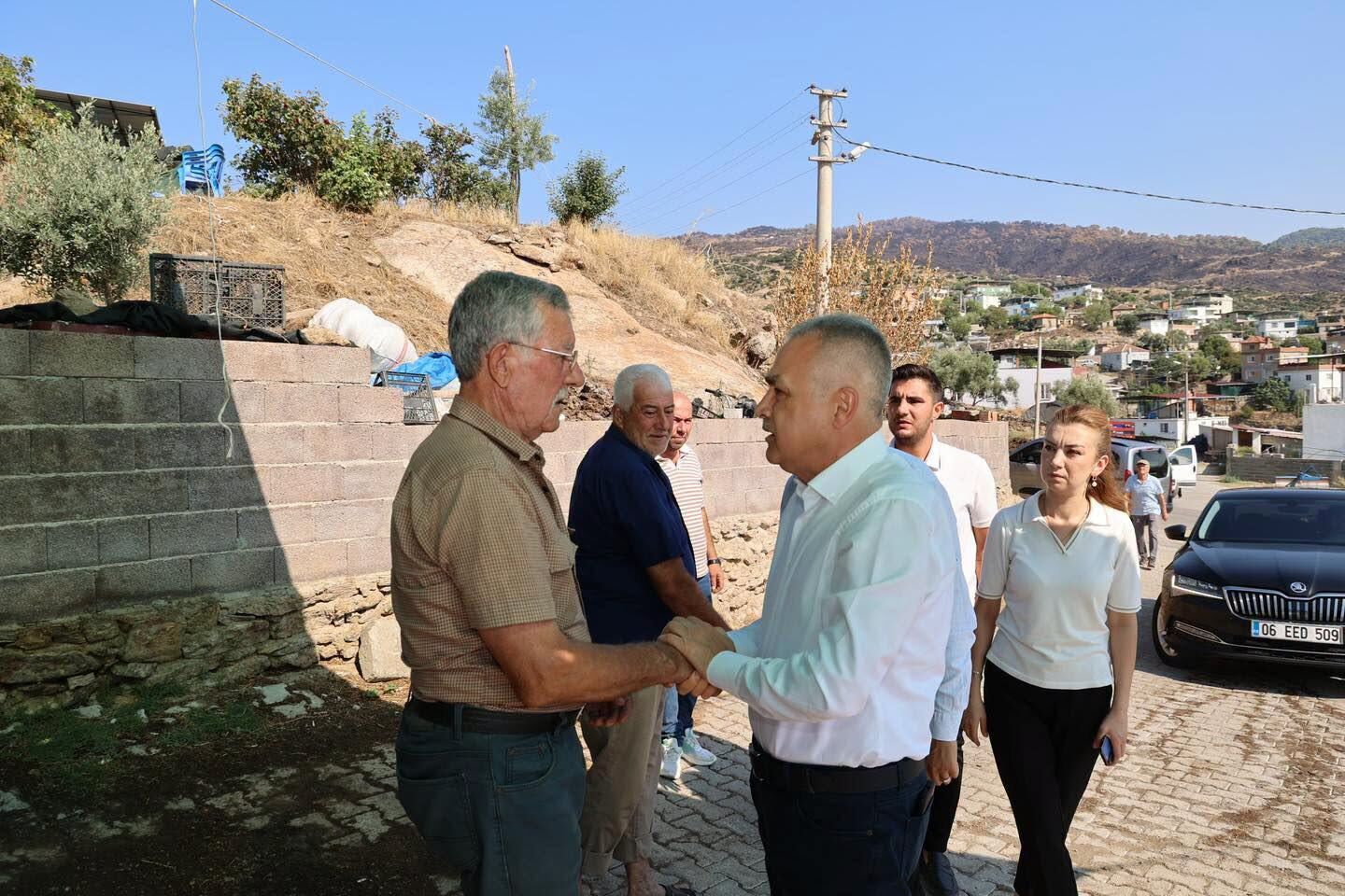 AK Parti’li Savaş acılı aileleri yalnız bırakmadı Çine’de taziye ziyaretleri gerçekleştirdi