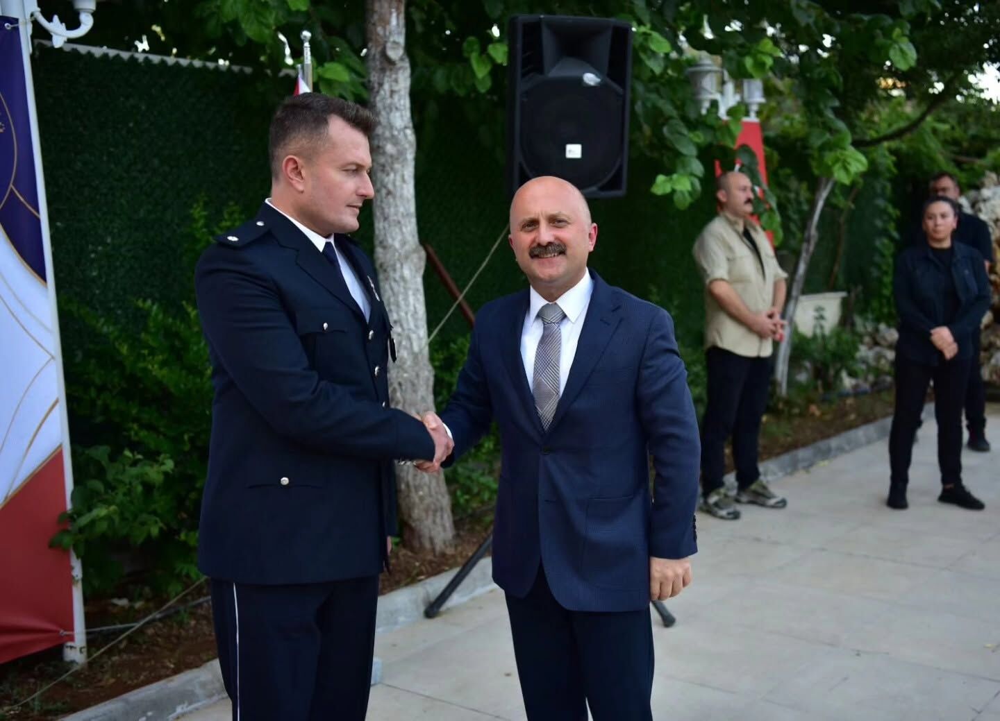 Aydın Emniyeti’nde Terfi Heyecanı! Rütbelerini Vali Varol Taktı (2)