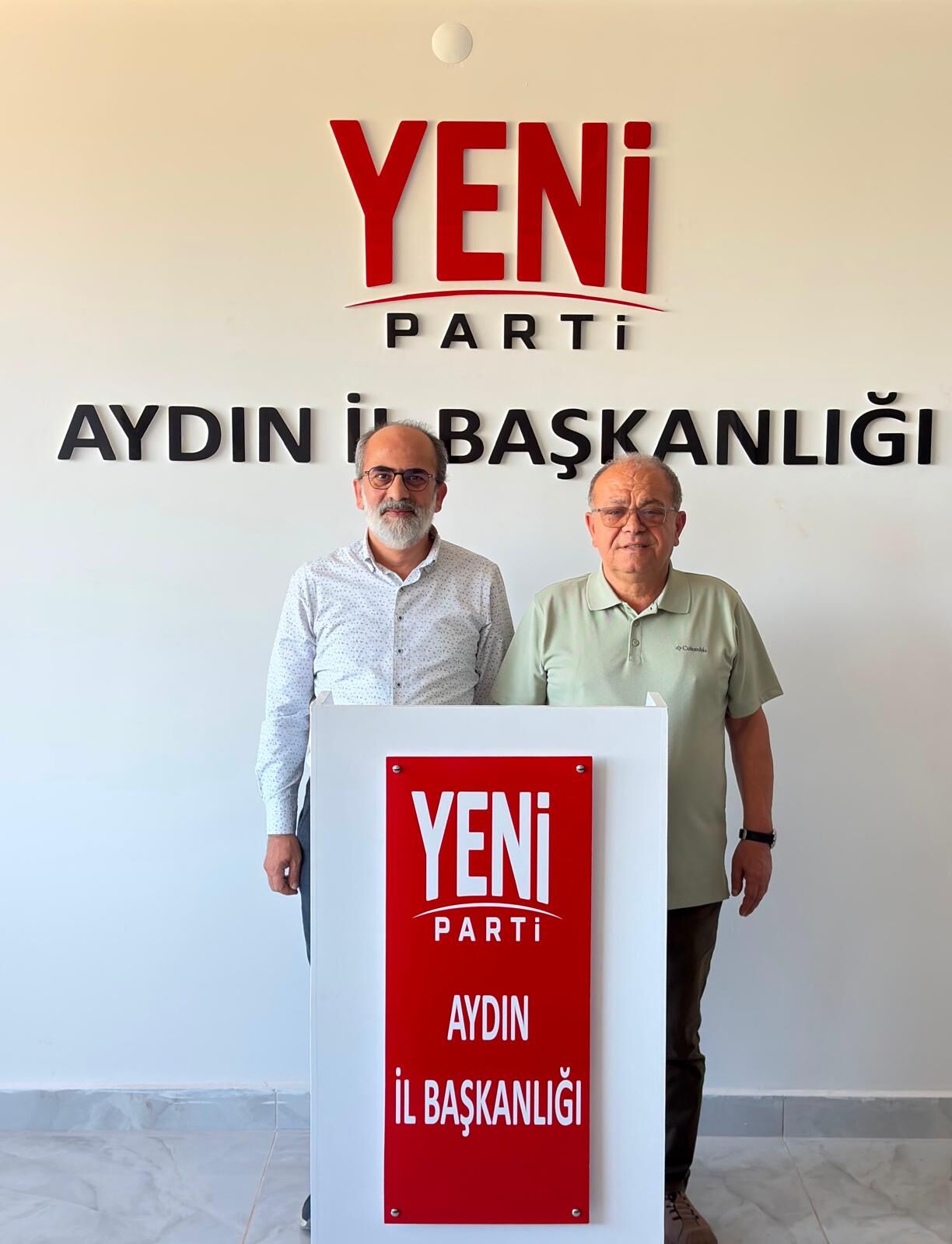 Aydın’da dikkat çeken transfer! Eski İl Başkanı YENİ Parti’ye geçti