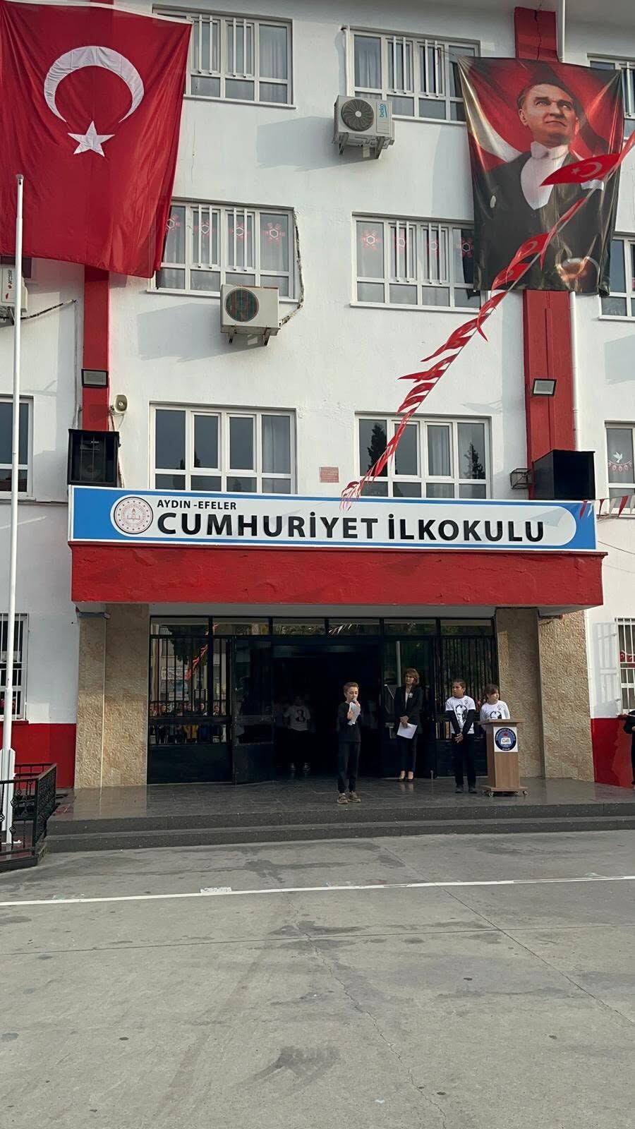 Aydın’da iki köklü okula daha çürük raporu çıktı: Biri yıkılırken diğeri güçlendirilecek