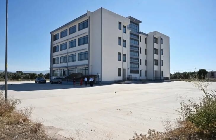 Aydın’da Inşa Edilen Yeni Ortaokulun Yapımı Tamamlandı Müdür Yiğit Eylülde Açılacak Okulu Ziyaret Etti (6)