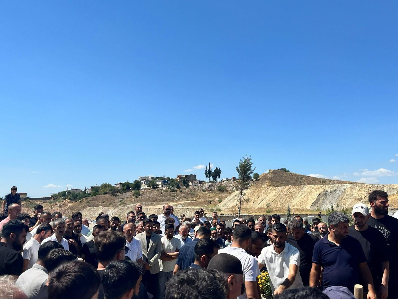 Aydın'da Sulama Kanalına Girmişti Minik Arda Gözyaşları Içinde Toprağa Verildi (3)