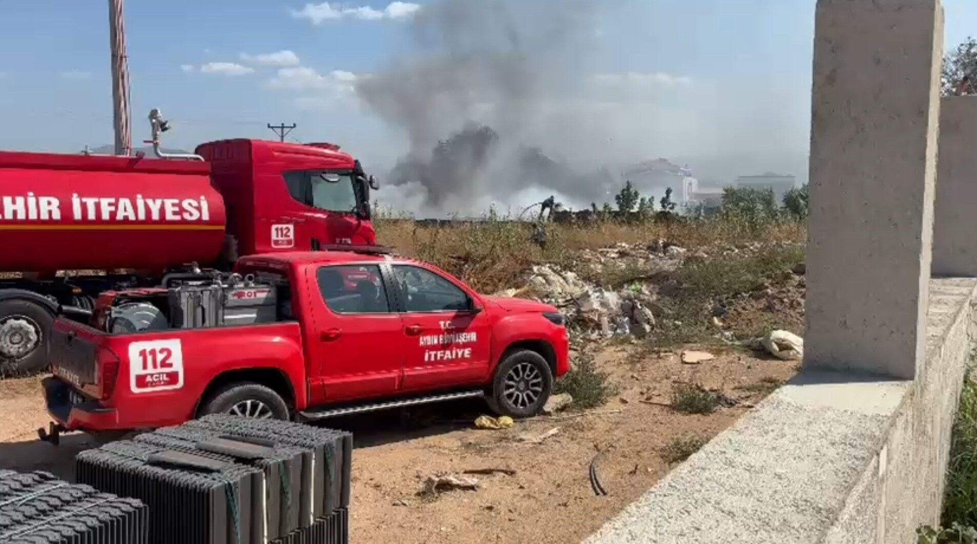 Aydın'da zeytinlikte korkutan yangın! Ekiplerden hızlı müdahale