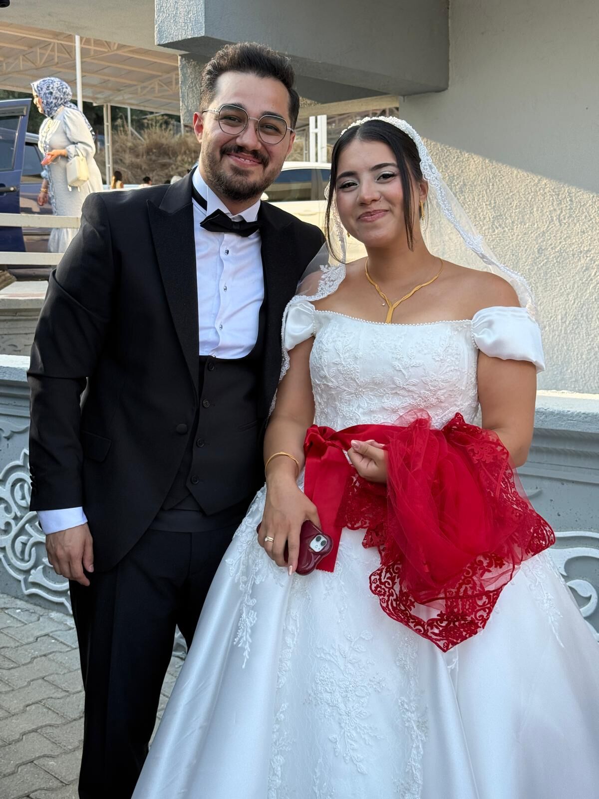 Aydın'ın protokolü Nazilli'deki düğünde buluştu Başkanın kızı dünya evine girdi
