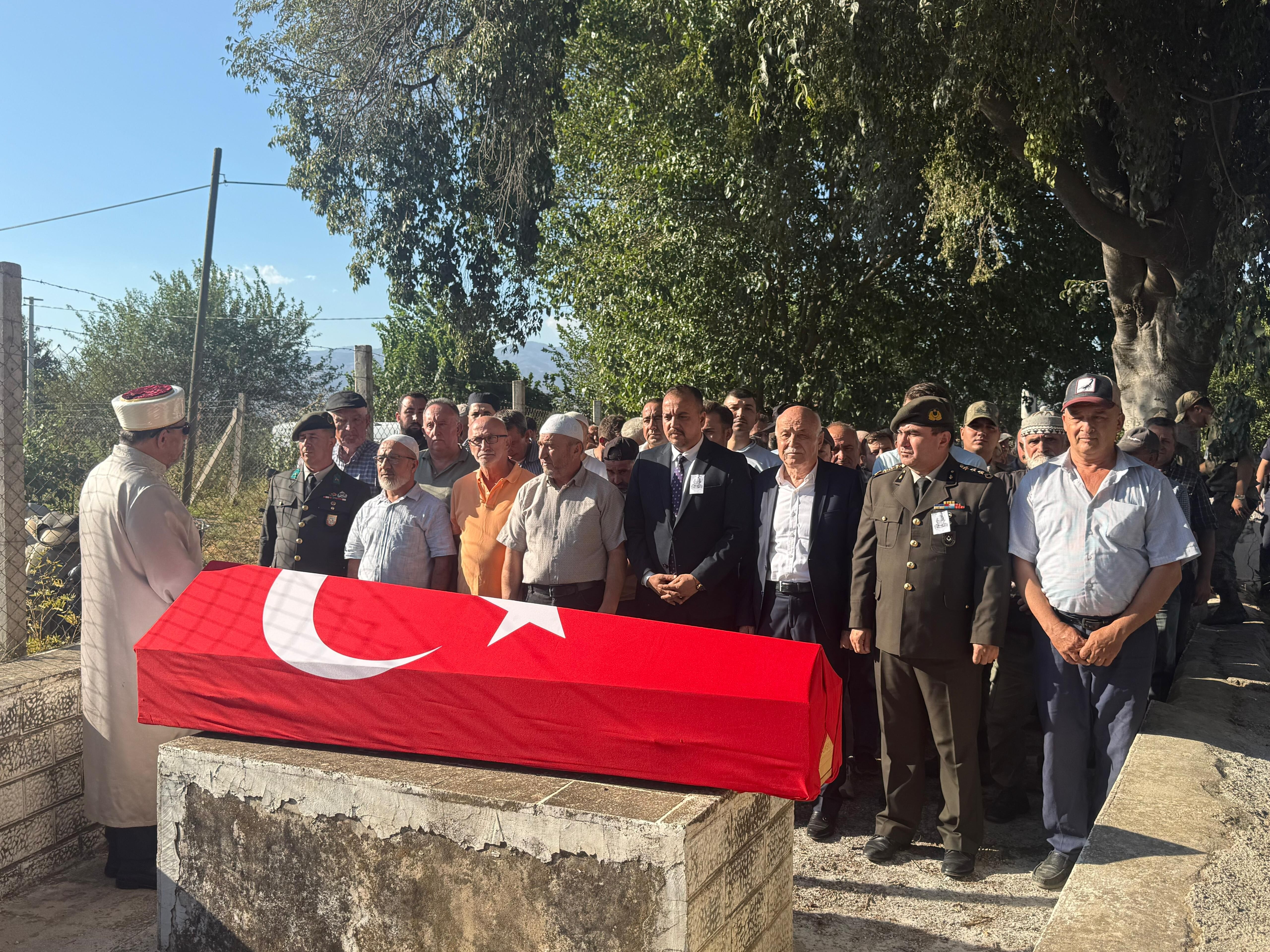 Aydınlı Kore Gazisi Mehmet Çetinkaya Son Yolculuğuna Uğurlandı (3)