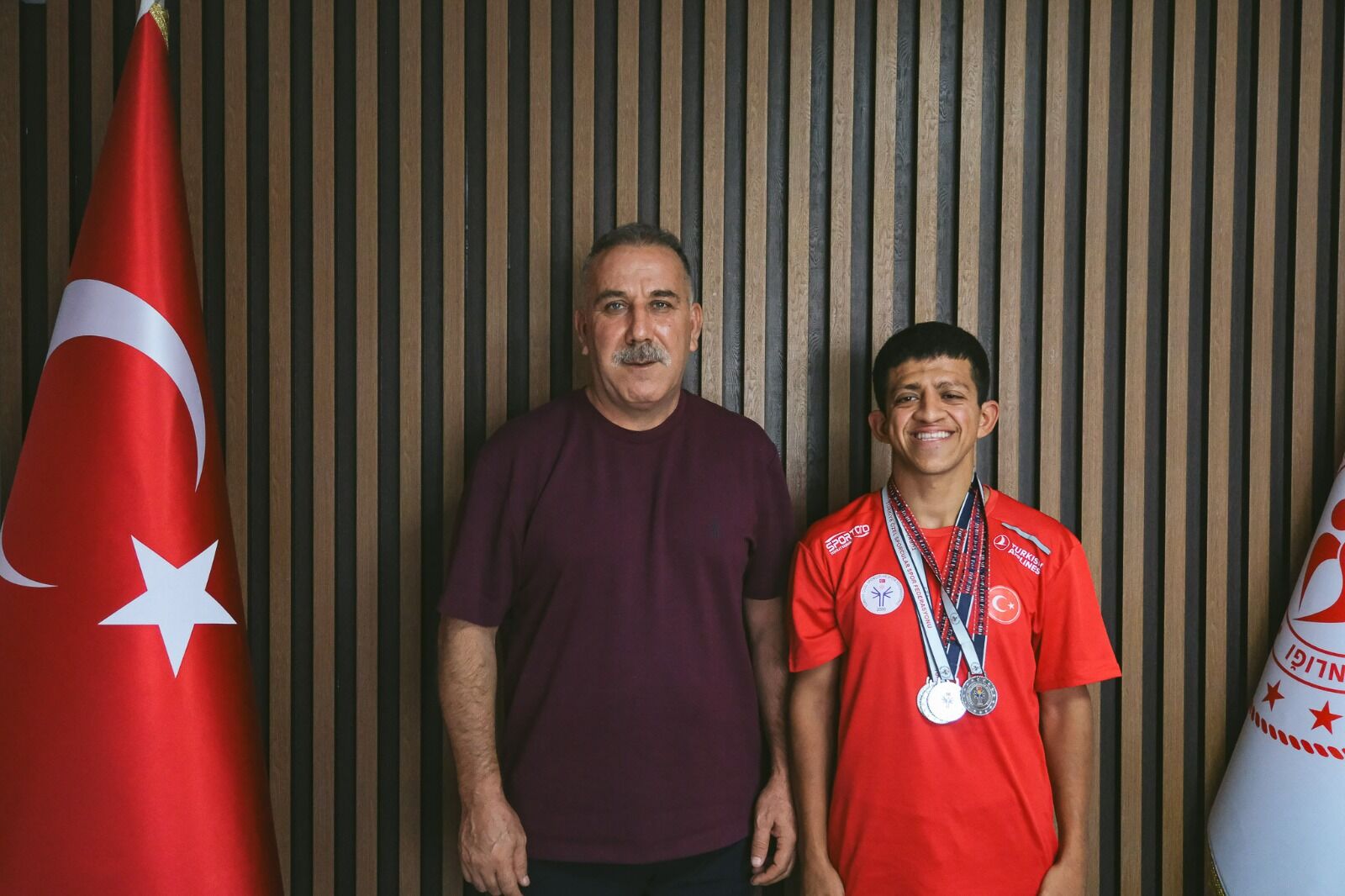 Aydınlı Özel Sporcudan Gururlandıran Başarı! Türkiye Şampiyonası'nda Atacan Rüzgarı Esti (2)