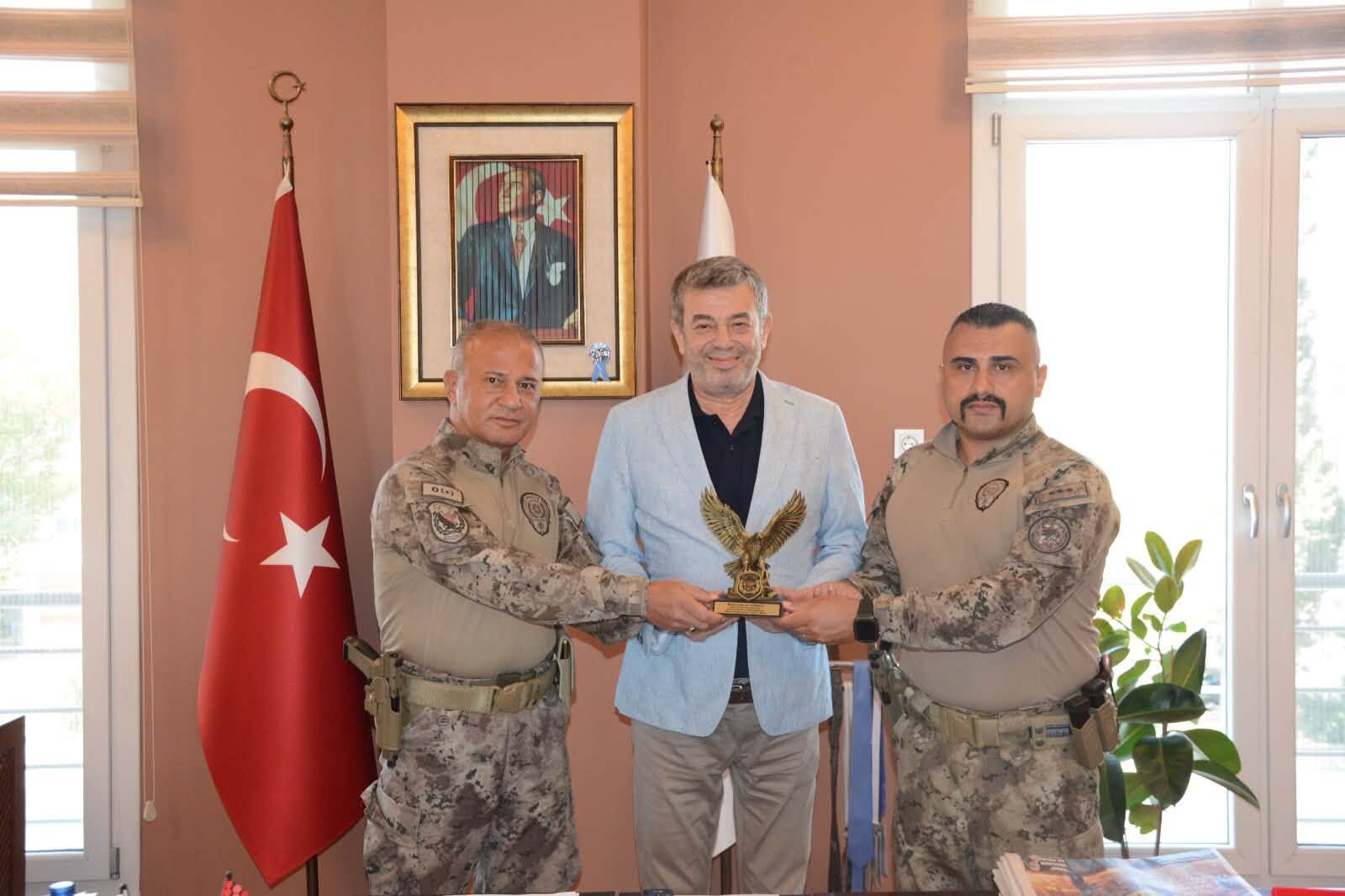 Ayesob Başkanı Künkcü'ye Özel Harekattan Şanlı Hediye “Büyük Memnuniyet Duydum” (2)