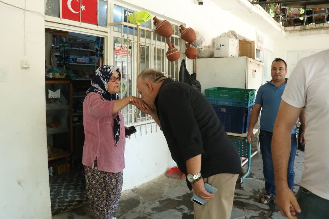 Başkan Özel sorun ve talepleri direkt vatandaştan dinliyor