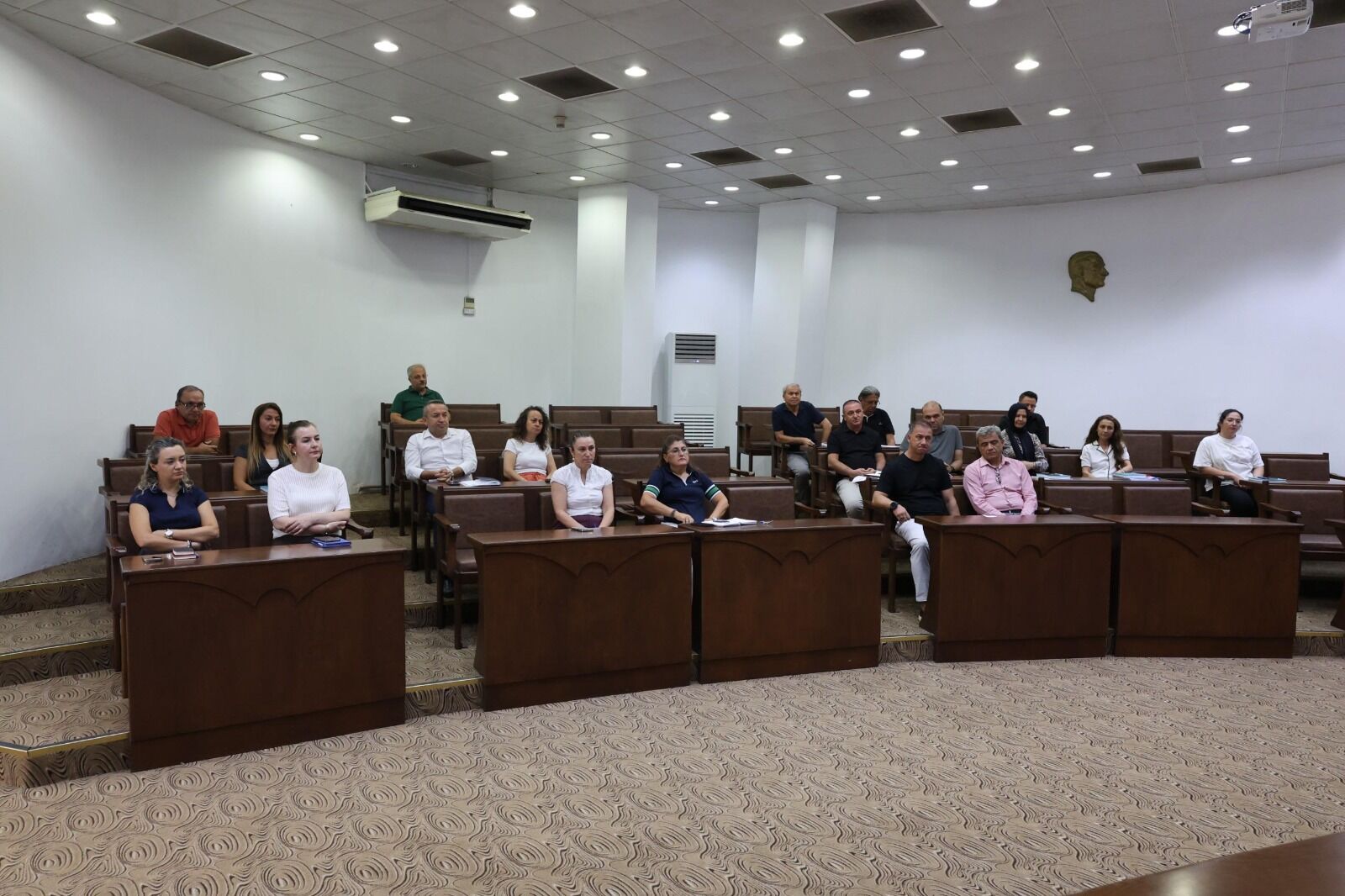 Başkan Tetik’ten istifa sonrası ilk toplantı: Müdürlerle bir araya geldi