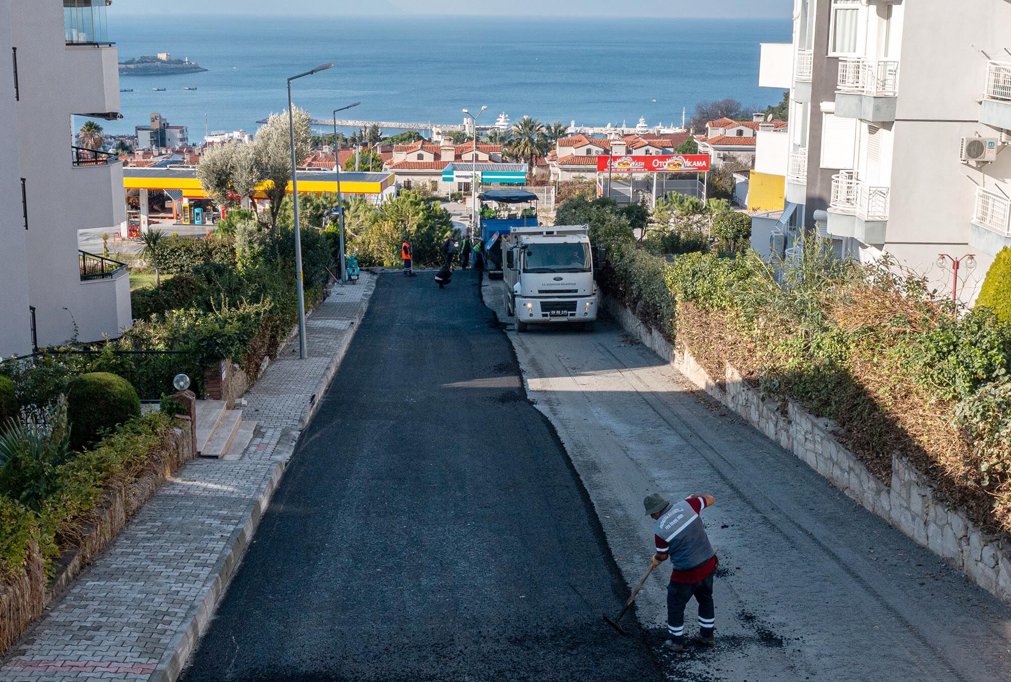Bayraklidede Mahallesi Asfalt (2)