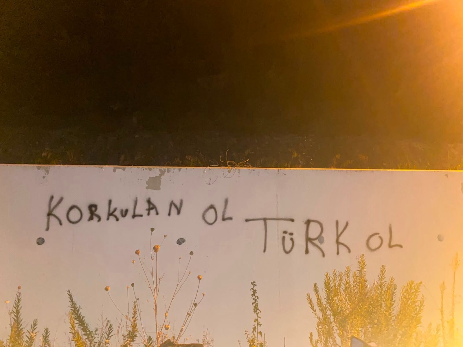 Bozdoğan’da 'Çerçeve Yasa' Tepkisi Duvarlara Yansıdı (2)