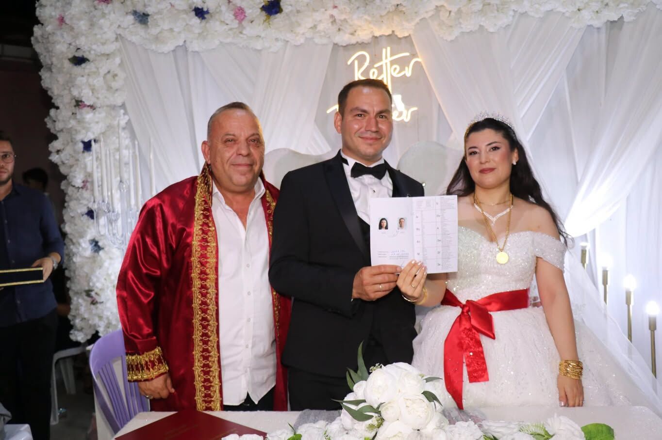 Bozdoğan’da Şölen Gibi Gece Başkan Özel Bir Gecede 3 Nikah Kıydı (2)