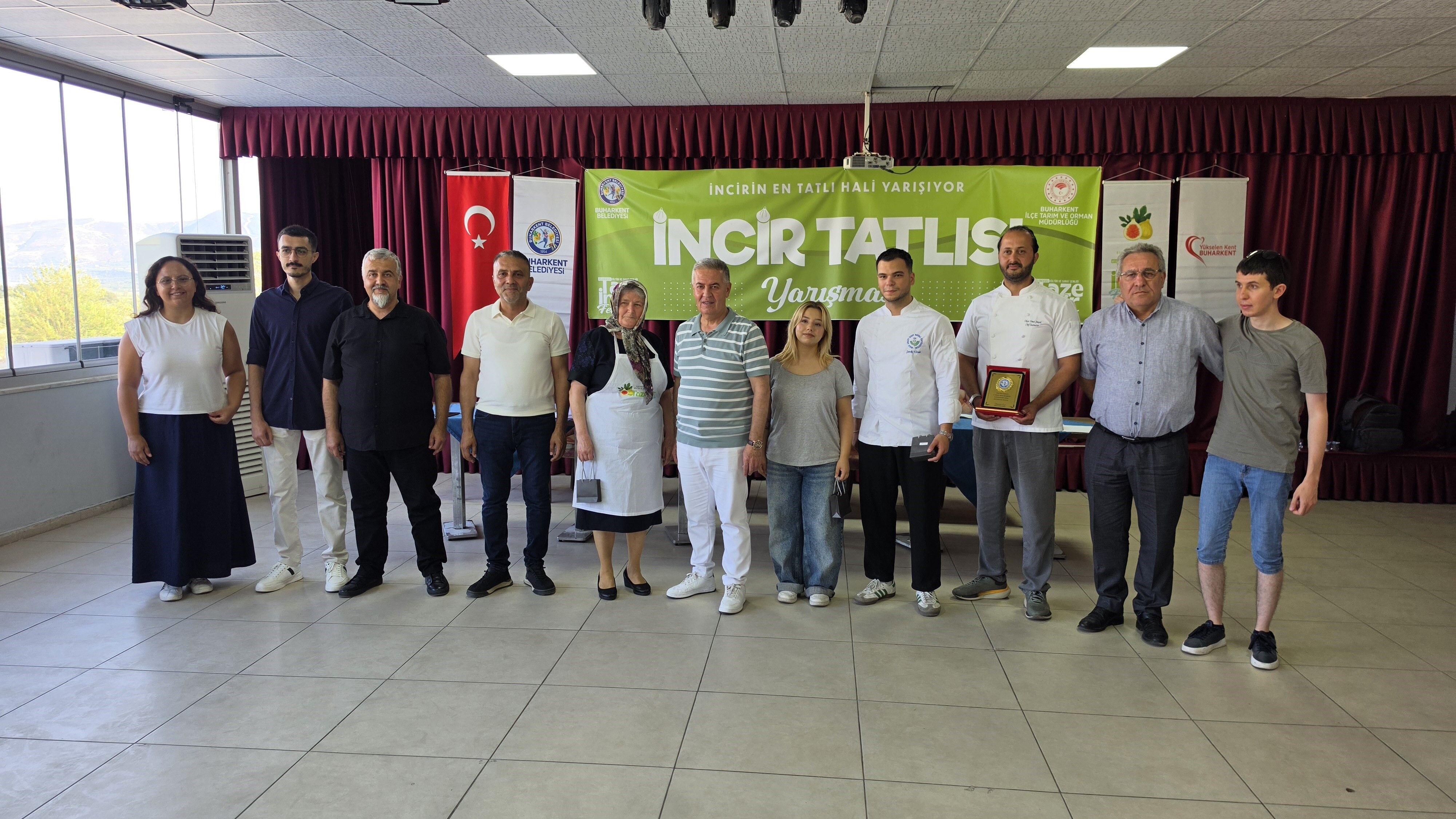 Buharkent’te tatlı yarışma