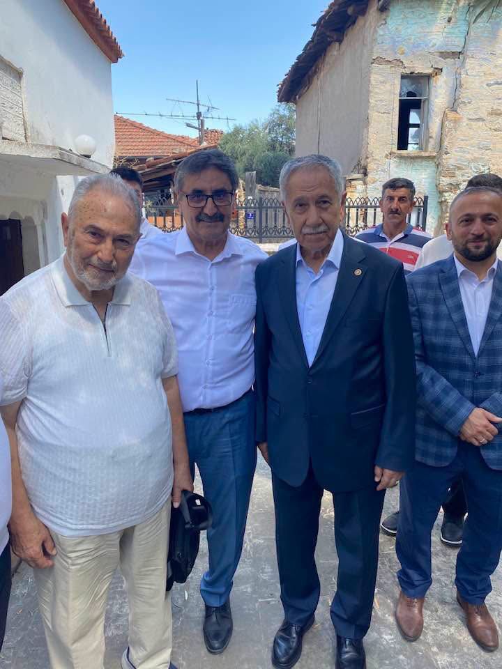 Bülent Arınç yıllar sonra Karacasu’da: Eski Başkan İnal hemşerisini yalnız bırakmadı!