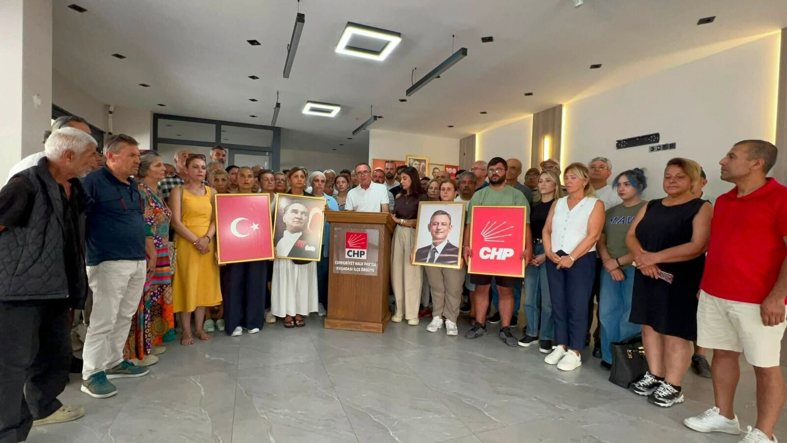 Chp Kusadası (3)
