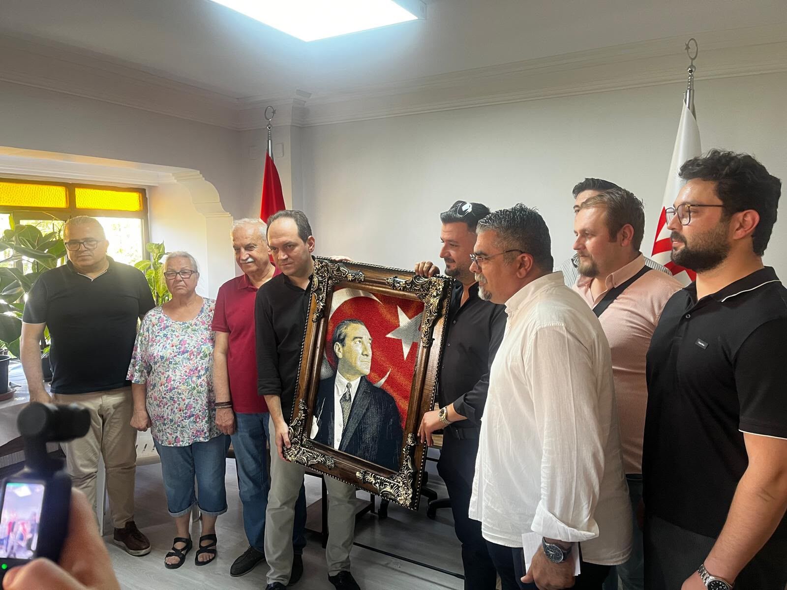 Chp’li Meclis Üyeleri Yeni Parti’ye Geçti Başkan Erçetin'den Açılışa Davet (6)
