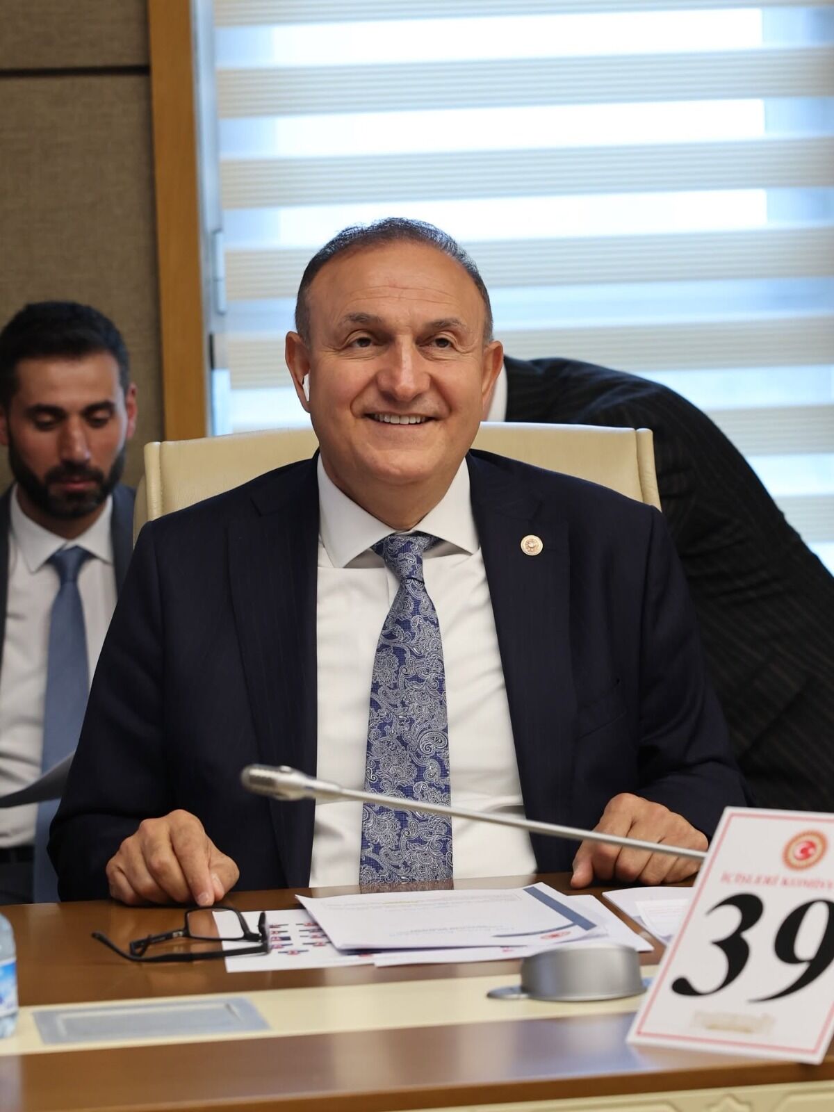 Çiçeği burnunda AK Partili Karakaş’ın meclis karnesi belli oldu