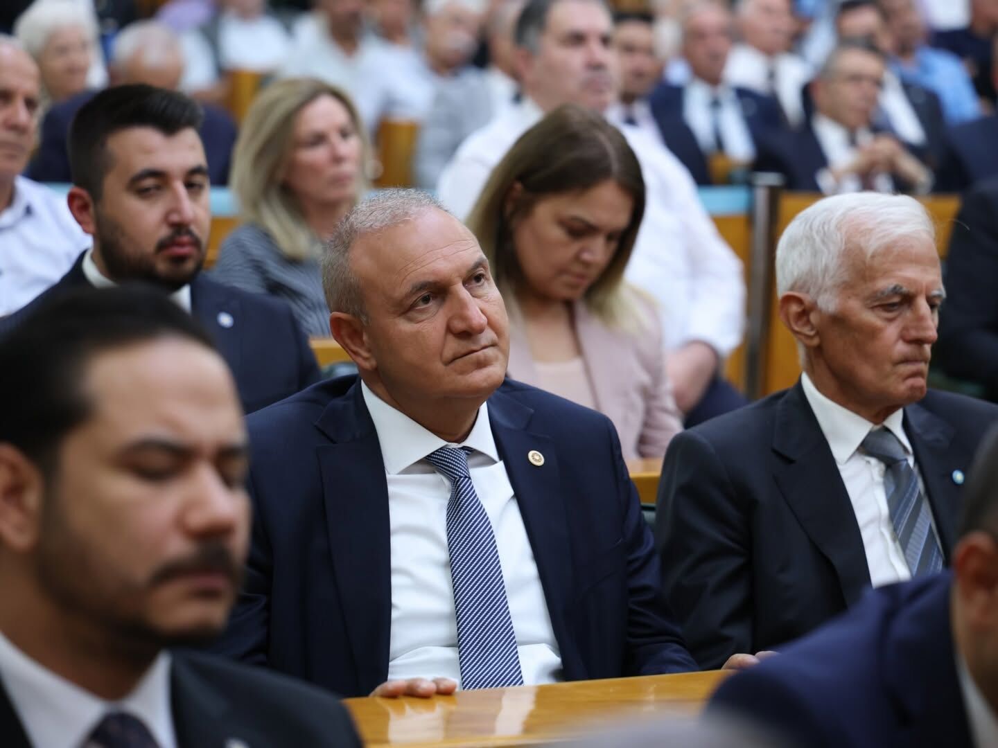 Çiçeği burnunda AK Partili Karakaş’ın meclis karnesi belli oldu