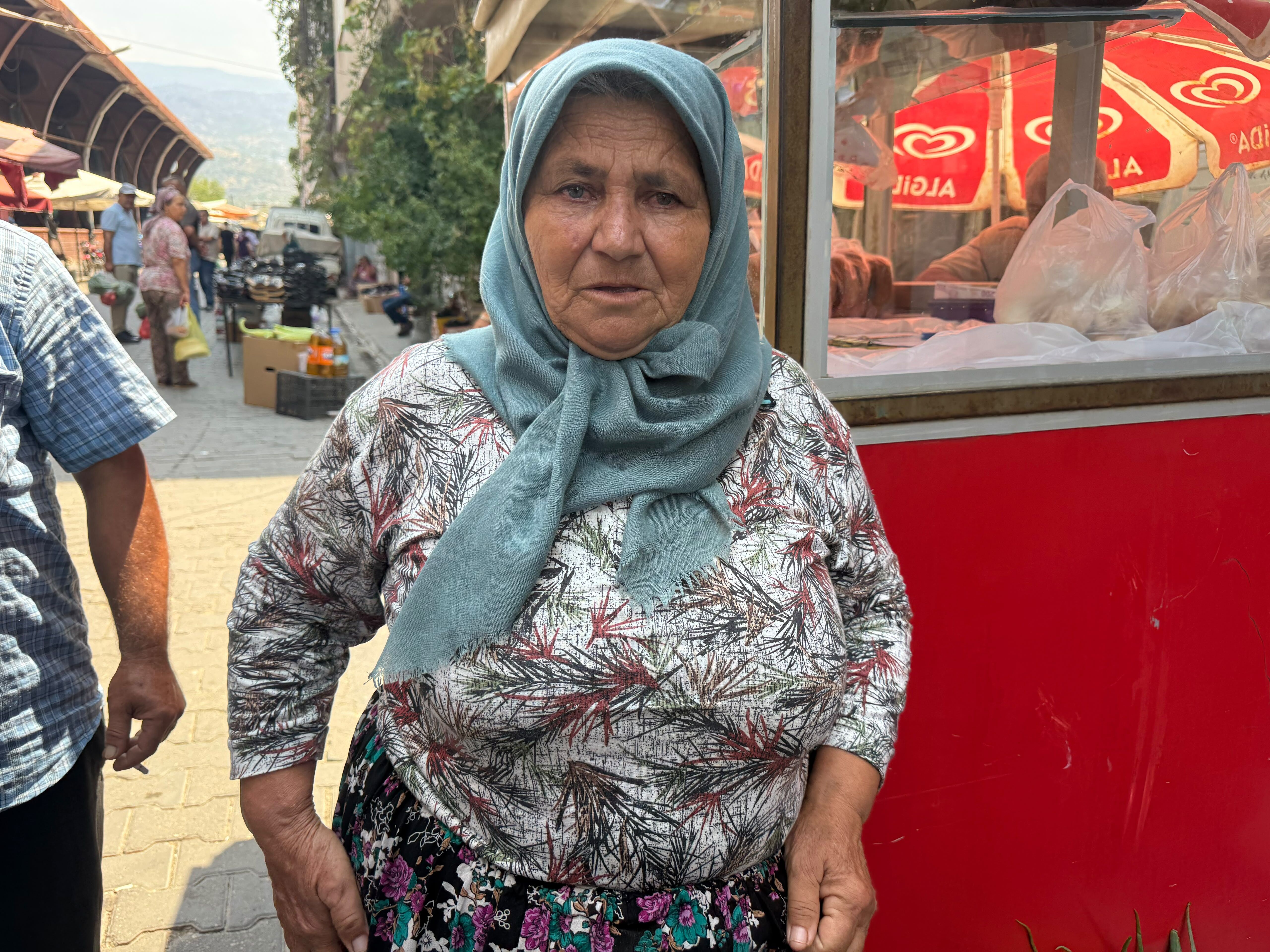 Çine ağlıyor: Yangın söndü acısı kaldı