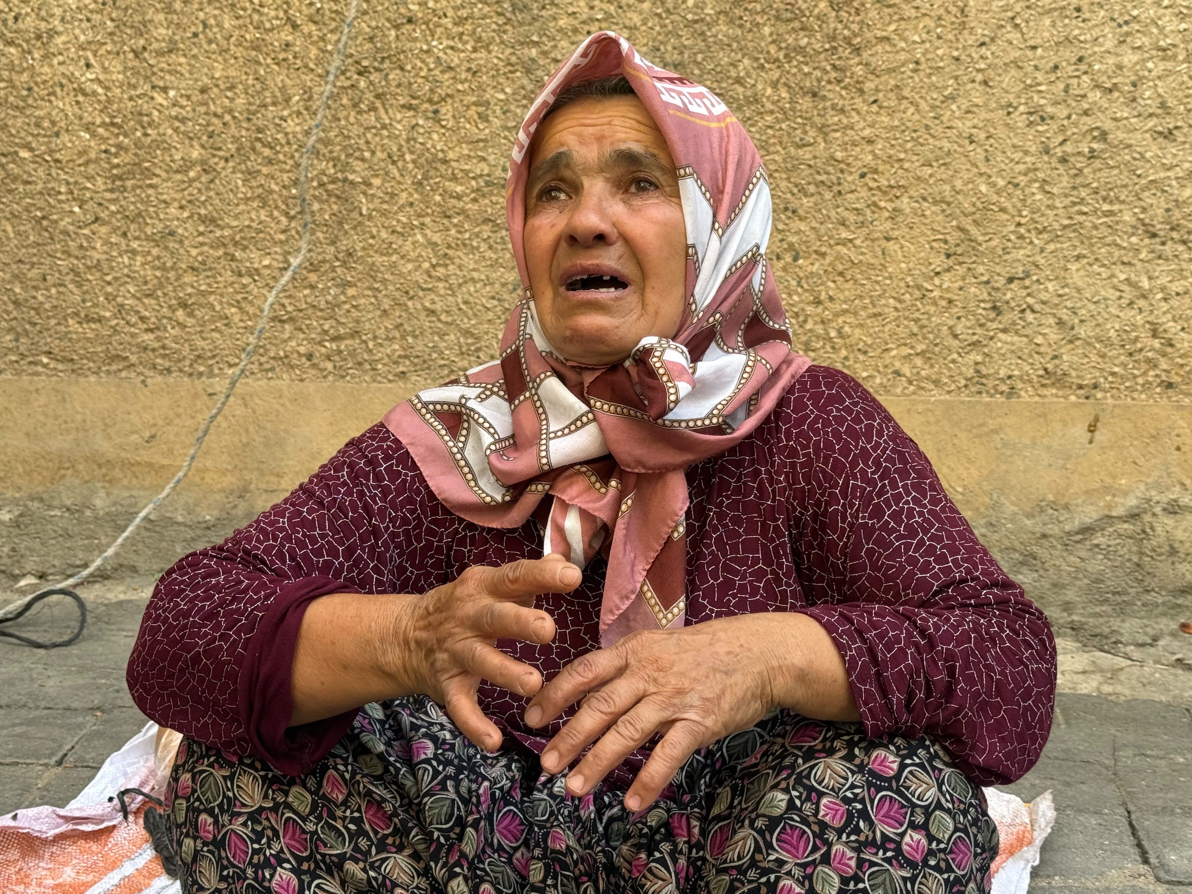 Çine yangının acı tanığı: Fatma Teyze'nin yürek burkan sözleri