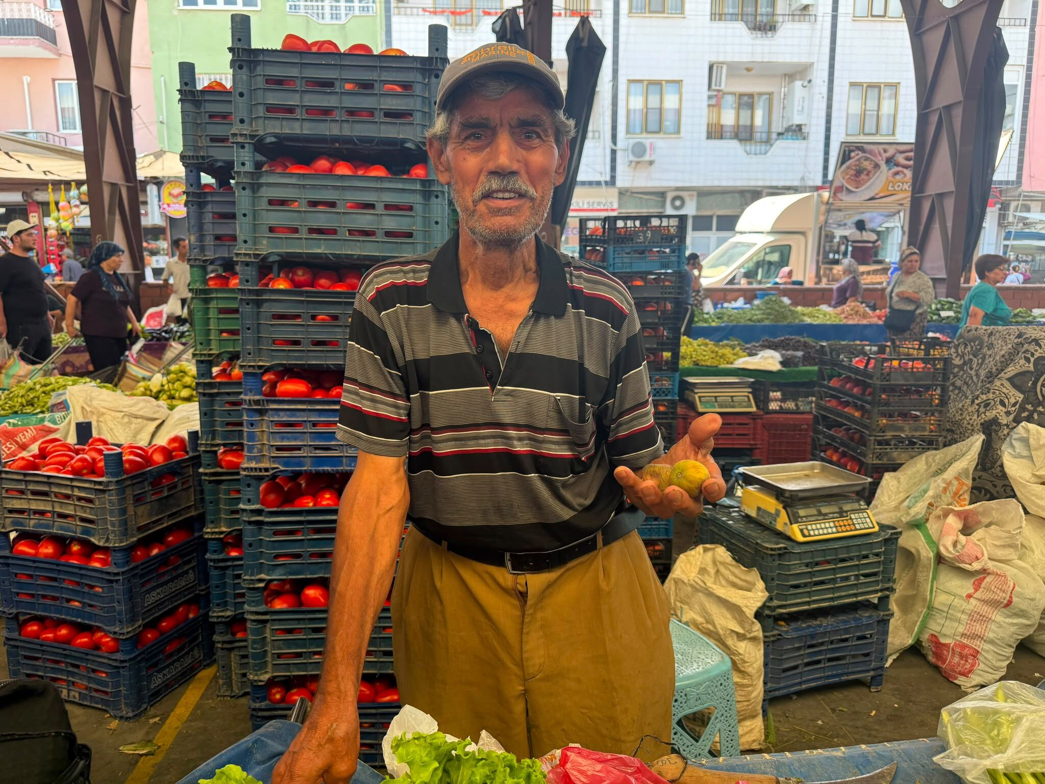 Çine’deki yangında yarım asırlık pazarcı acı tabloyu anlattı