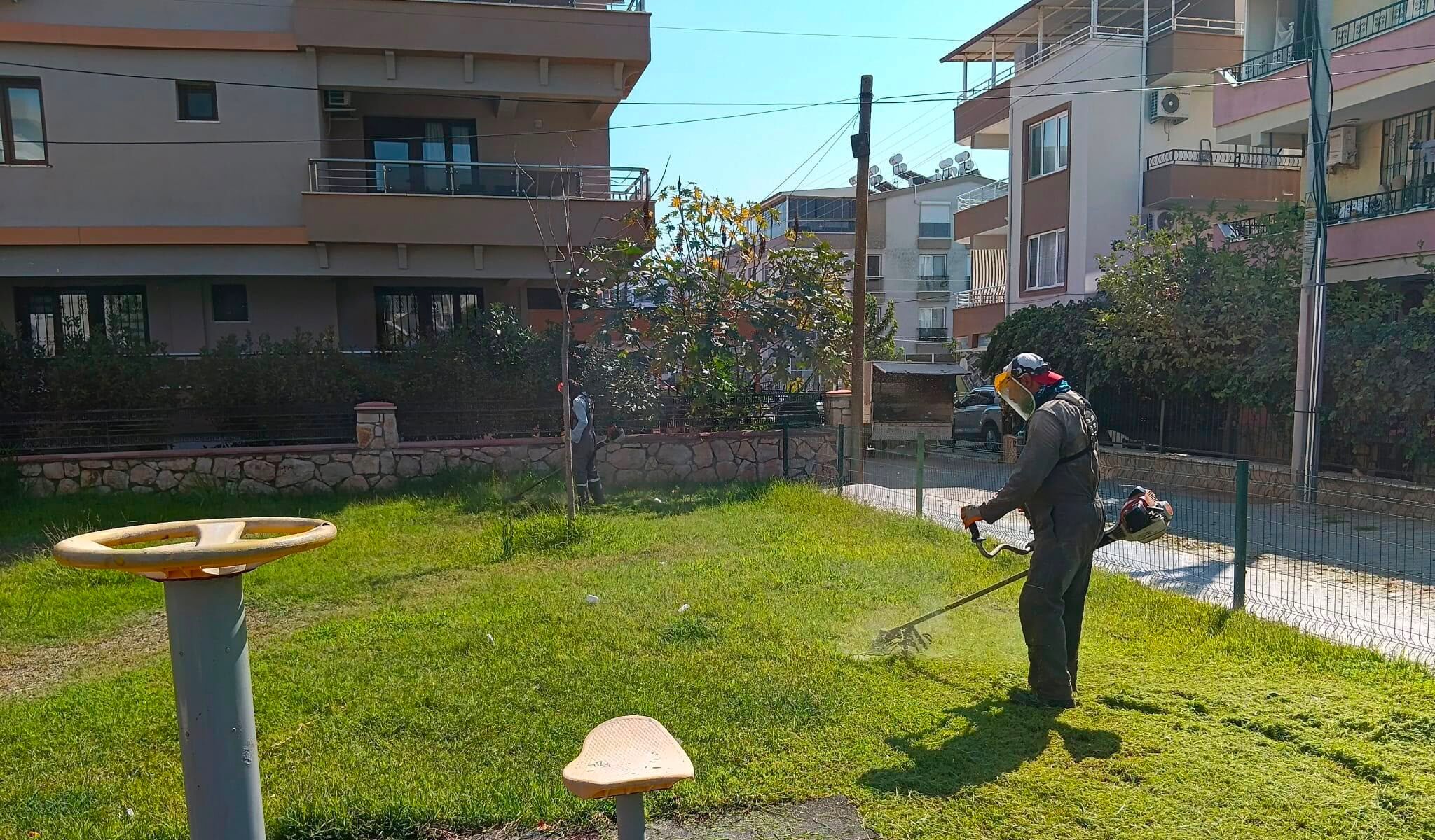 Didimde Yesil Alanlarda Calisma Suruyor 687029 1F17D3
