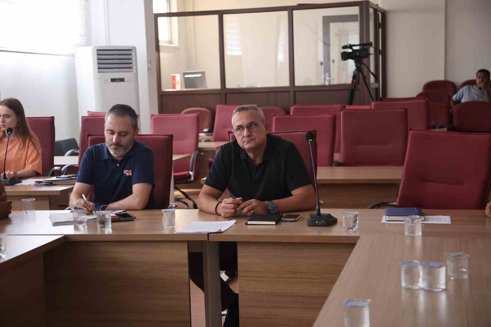 Efeler’de Afet Risklerine Karşı 5 Yıllık Plan Masaya Yatırıldı (2)