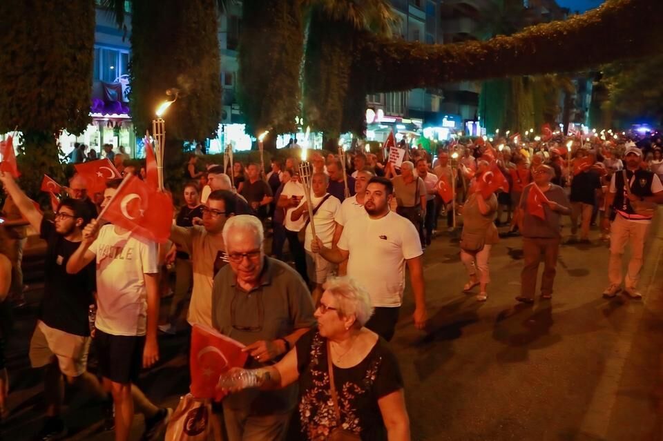 Efelerin İstiklal Ruhuyla Büyük Zaferin 104. Yılında Aydın, Tek Yürek! (1)