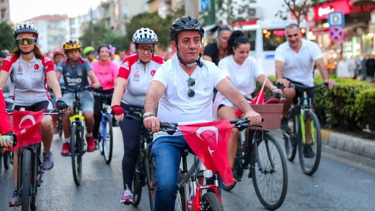 Efelerin İstiklal Ruhuyla Büyük Zaferin 104. Yılında Aydın, Tek Yürek! (3)