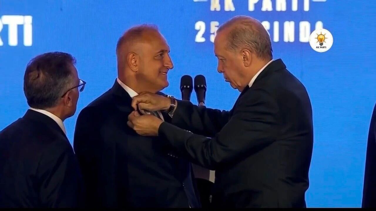 Erdem’den Karakaş’ın Ak Parti’ye Geçişine Ilk Değerlendirme Vekilimiz Gayet Memnun (1)