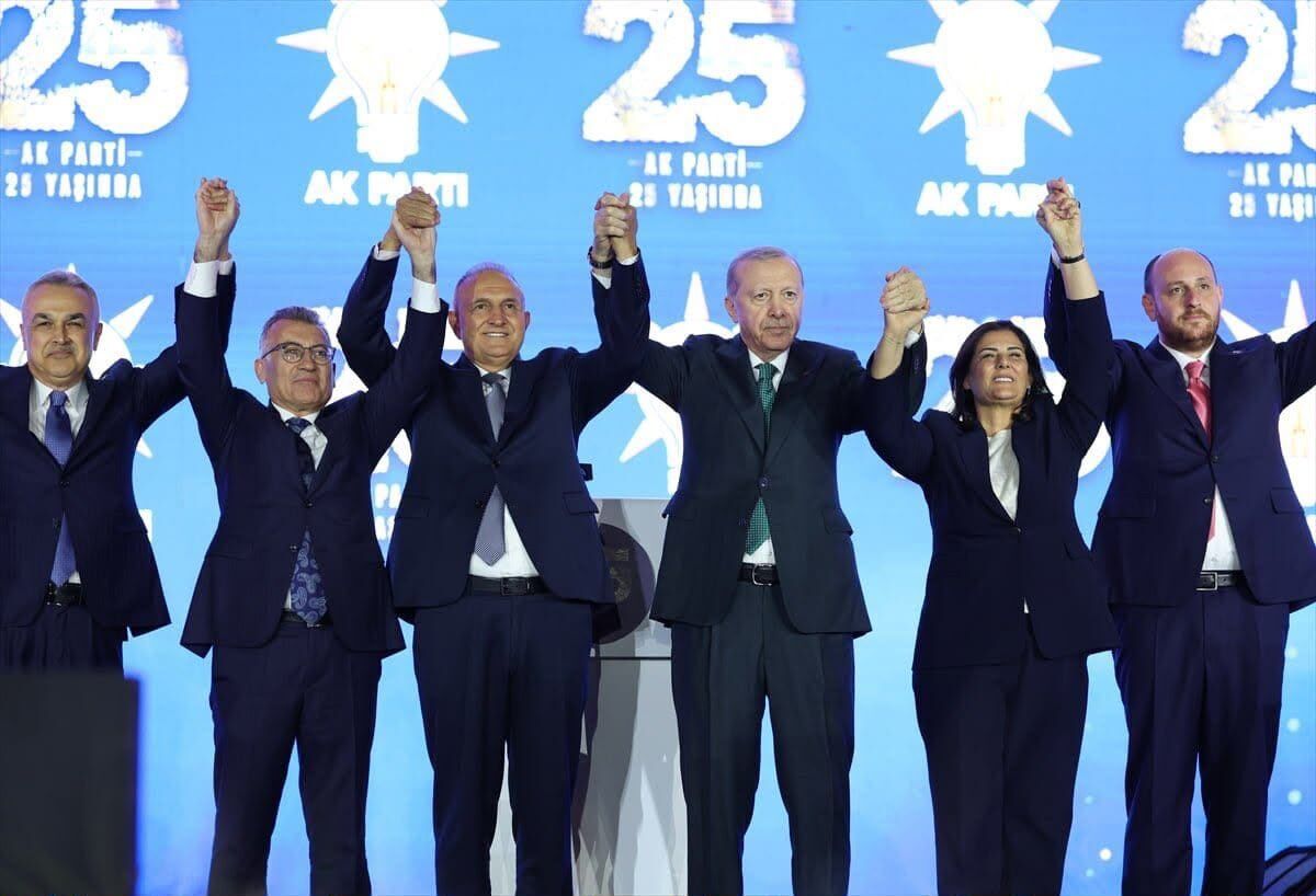 Karakaş Paylaşımını Yeniden Sabitledi Hoş Bulduk Ak Parti! (1)