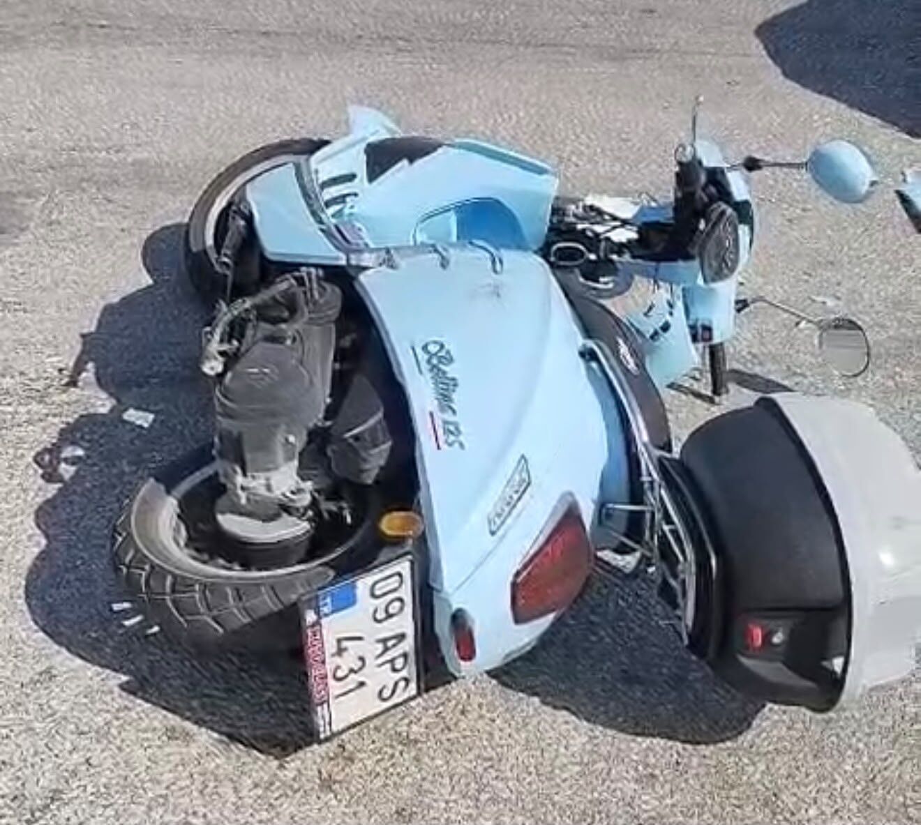 Kuşadası'nda kaza! Motosiklet sürücüsü yaralandı