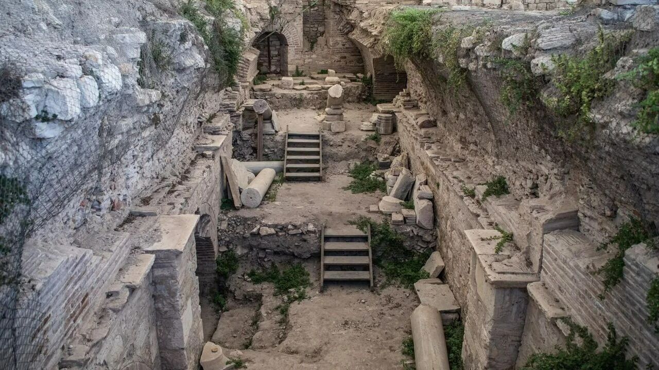 Kuşadası’nın Binlerce Yıllık Mirası Için Kritik Görüşme Kadıkalesi'nin Dünyaya Açılması Için Güç Birliği (5)
