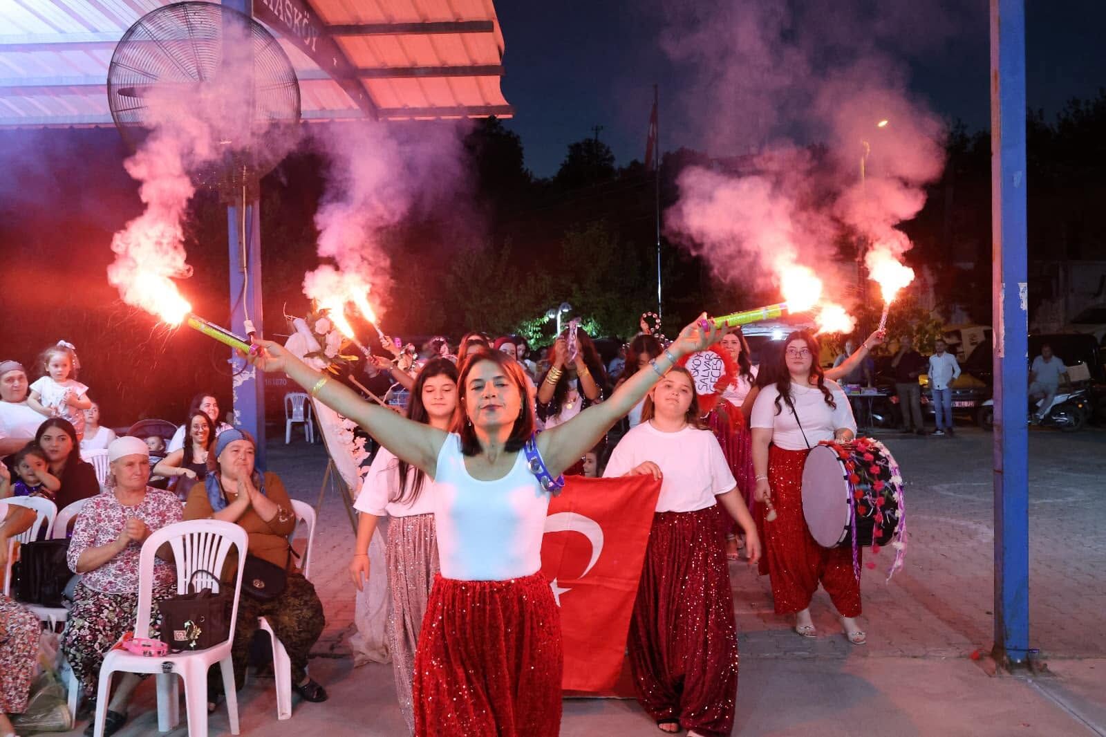 Nazilli Hasköy’de şalvarlar buluştu: Renkli görüntüler oluştu